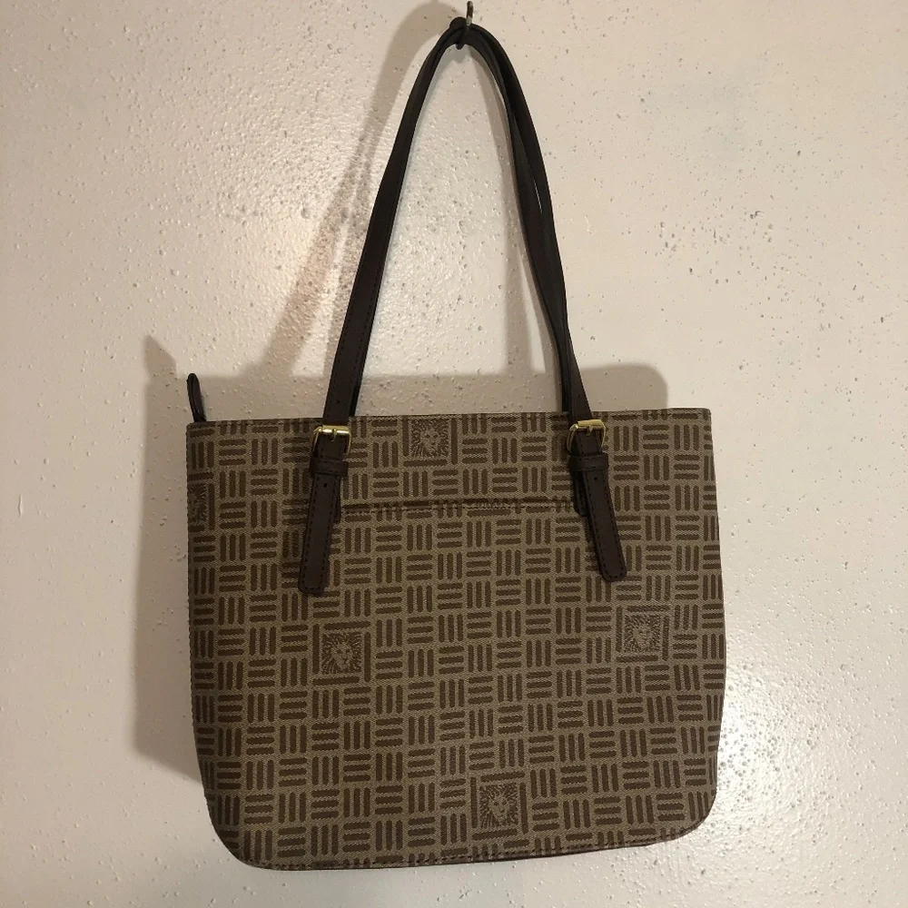 Anne Klein anna klein
